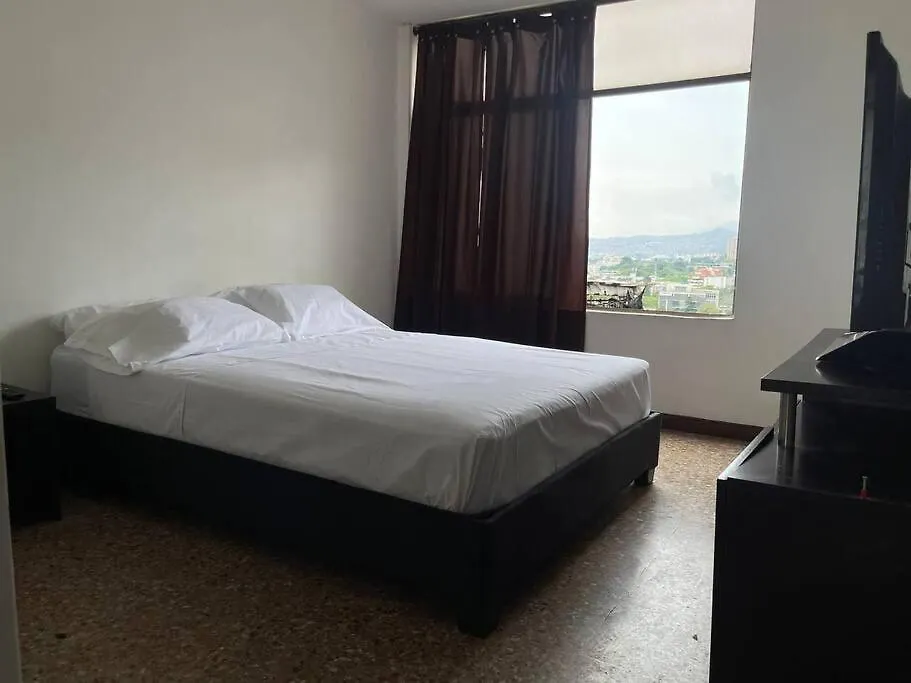 Apartamento En Cali, Miraflores Vista Panoramica Y Ubicacion Central Cali