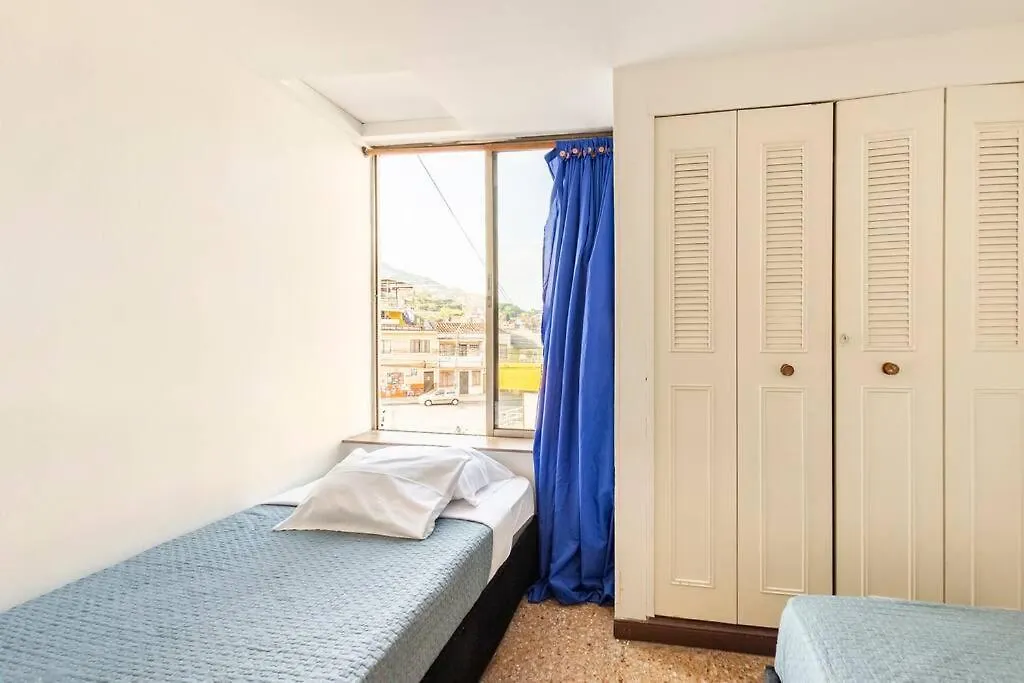 Apartamento En Cali, Miraflores Vista Panoramica Y Ubicacion Central 0*, Cali